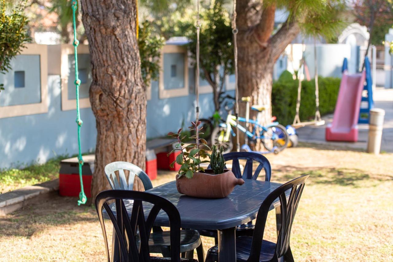 Ξύλινη Παραθαλάσσια Κατοικία Με Κήπο Αίγιο Εξωτερικό φωτογραφία